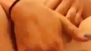 فرس يقطر عسلاً وصولات جنسية عالية