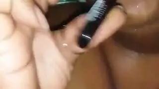 نجمات سكارى في حفلة لعق: فموي مبلل وعمل جماعي صعب