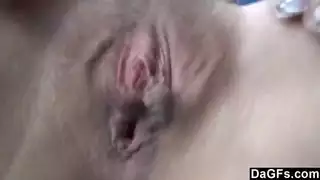 اللغة السويدية الدوس فتاة في البيت المجاور