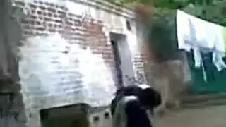 قضيبان إيطاليان يضربان صديقته السابقة في مشهد صريح