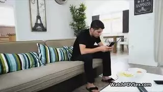 كاميرا خفية تلتقط تدمير شرج راقصة شقراء بشكل صريح