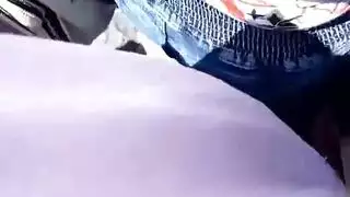 عراقي ينيك وحده وابنها يدخل عليها