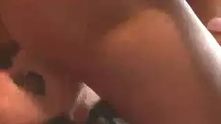 عاهات وقحات تتوسل للقضيب