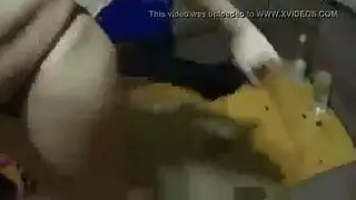 جمال مصرية غريبة ترقص ثم تأخذ عدة أعضاء ذكرية