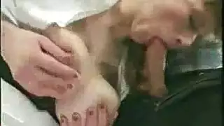 شيميل يسيطر على فتاة المؤخرة الكبيرة في فيلم دولي صريح