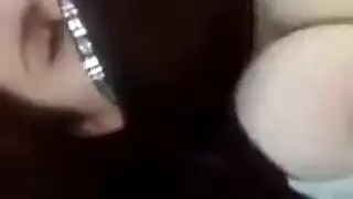 منقبة تتناك ف الحمام