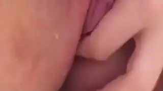 حركة إصبع إباحية صريحة في منتجع جزيرة كيش