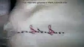 أول لقاء مثلي يحول الفتاة البريئة إلى عاهرة جائعة