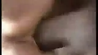 مشهد بيد إس إم منحرف مع شقراء ساخنة تتوسل للمزيد