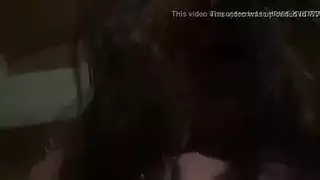 رحلة نويمي بالدراجة نهاراً تتحول إلى فيلم إباحي قوي لحس فرج جارتها