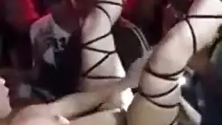 عاهرة شرق أوسطية تتعرض للجماع بقوة في مشهد إباحي