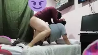 أمهات شقراء تأخذ قضيبًا ضخمًا مع دبلجة عربية