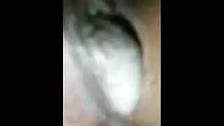 إغراء امرأة ممتلئة: هل أنا سمينة بما يكفي لأكون نجمتك الإباحية؟