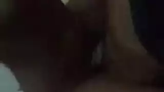 سحاقيات مراهقات: من فموي إلى شرجي، خام وصريح