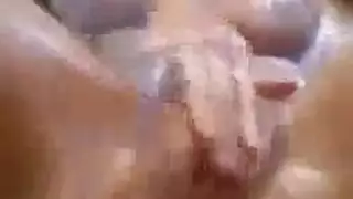 حصرياً: جلسة مثلية جماعية ألمانية في غرفة البخار
