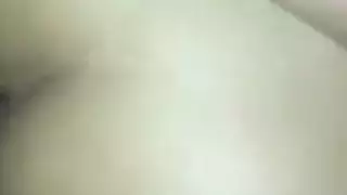 تفتح خديها لجنس شرجي مكثف