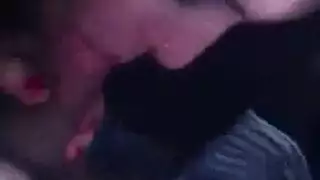 أفلام إباحية أجنبية خارجة: غير خاضعة للرقابة وصريحة