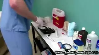 ليلة زفاف خليجية إباحية: عروس عذراء تُدمر