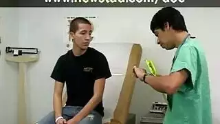 فتيات سودانيات مثيرات في مشاهد إباحية صريحة